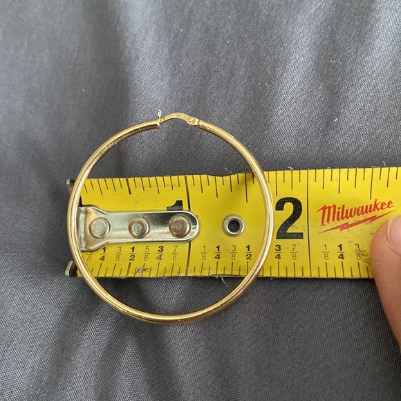 Hoop earrings 💯 real gold not filled not fake! 18karat Pawnable. Lightweight. - Picture 4 of 11